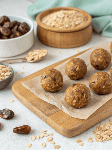 Round spelt energy bites